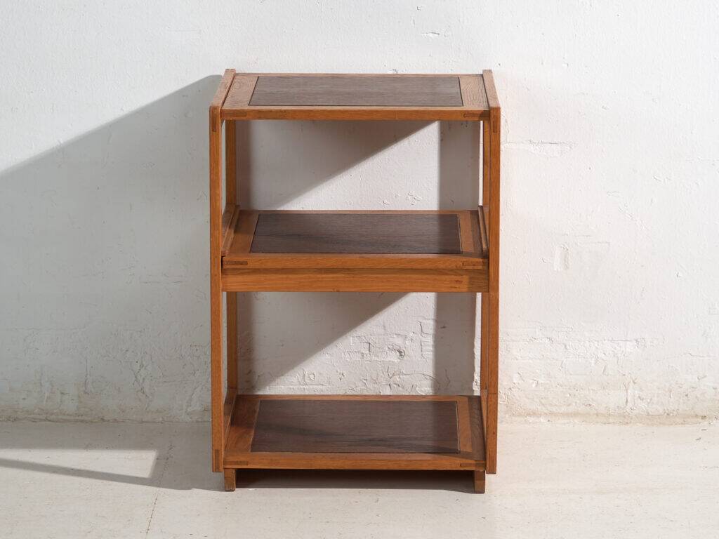 Table d’appoint vintage en bois – Europe centrale, circa 1960