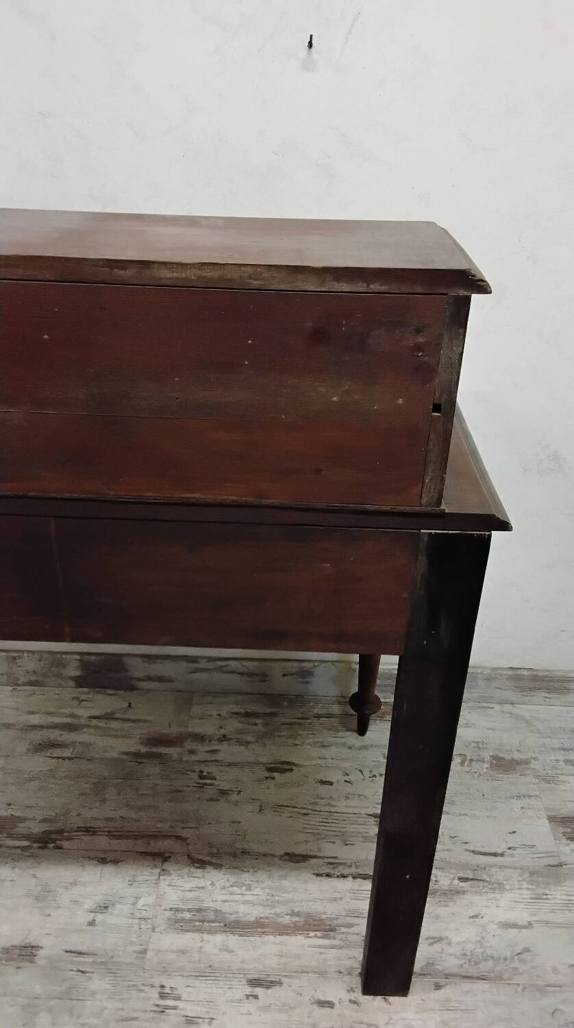 Bureau ancien en bois