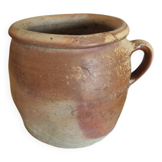 Stoneware pot
