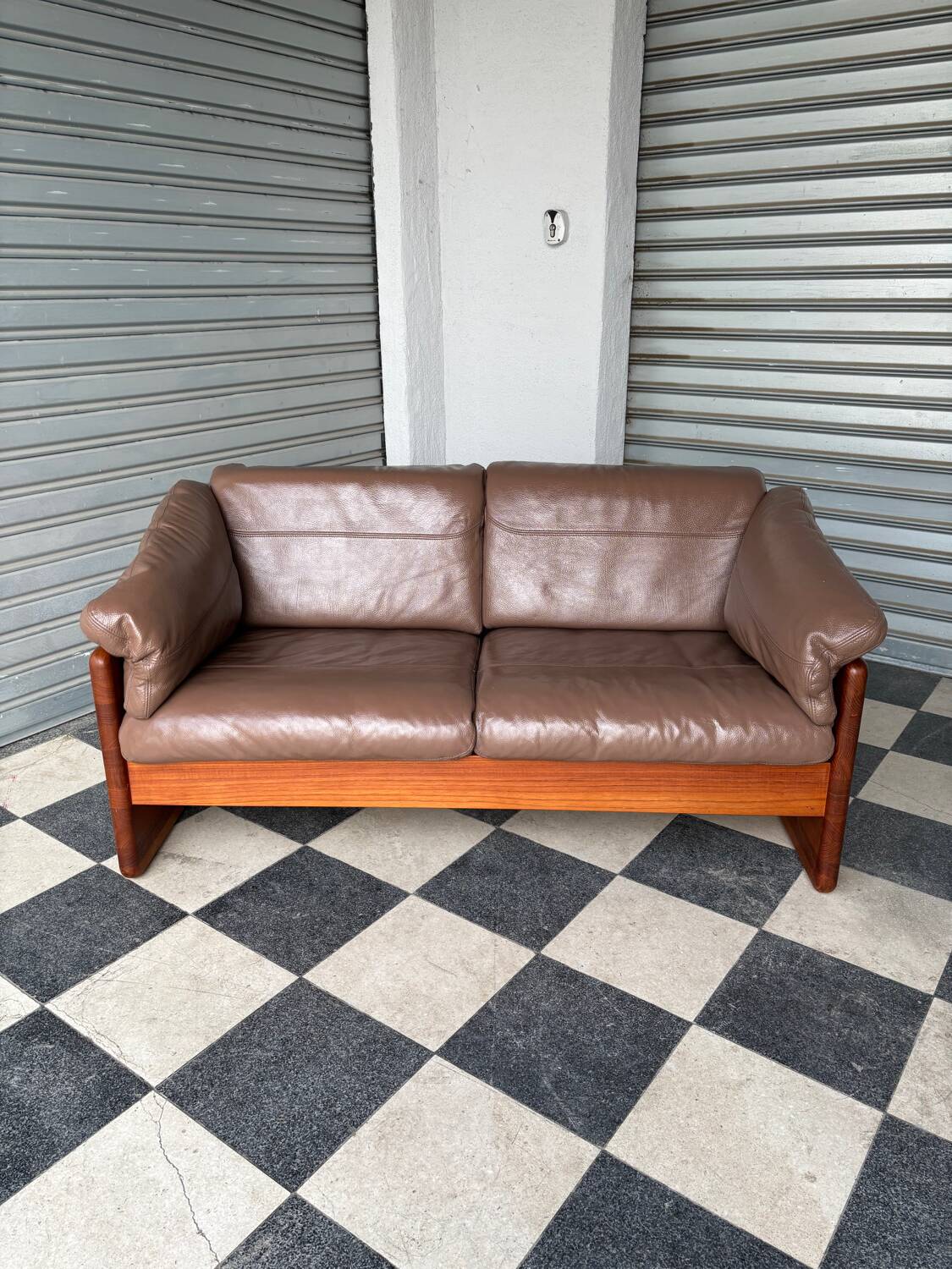 Canapé danois en teck massif Mikael Laursen