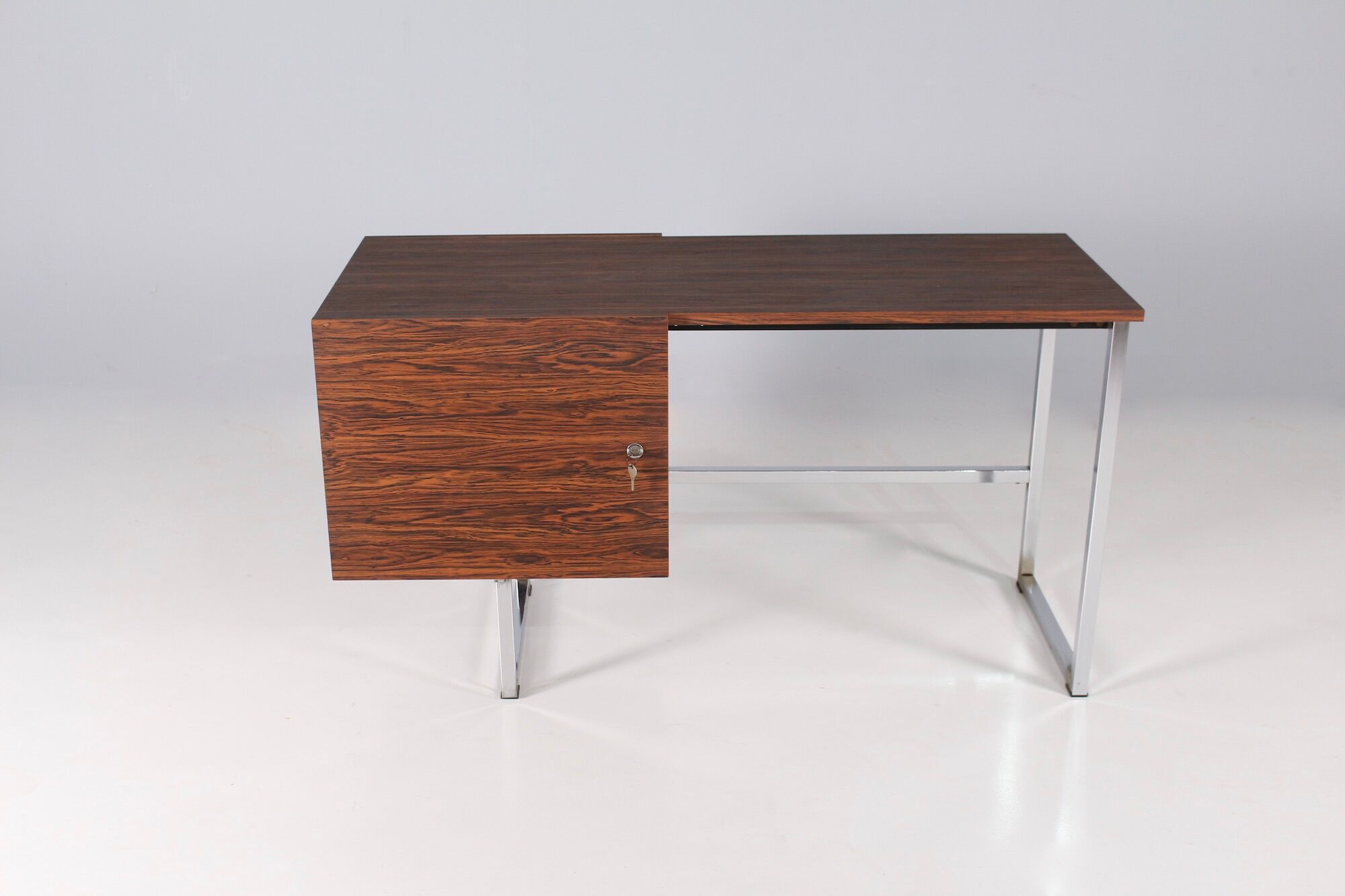 Table de travail Bureau Dactylo Pierre Guariche for Meurop