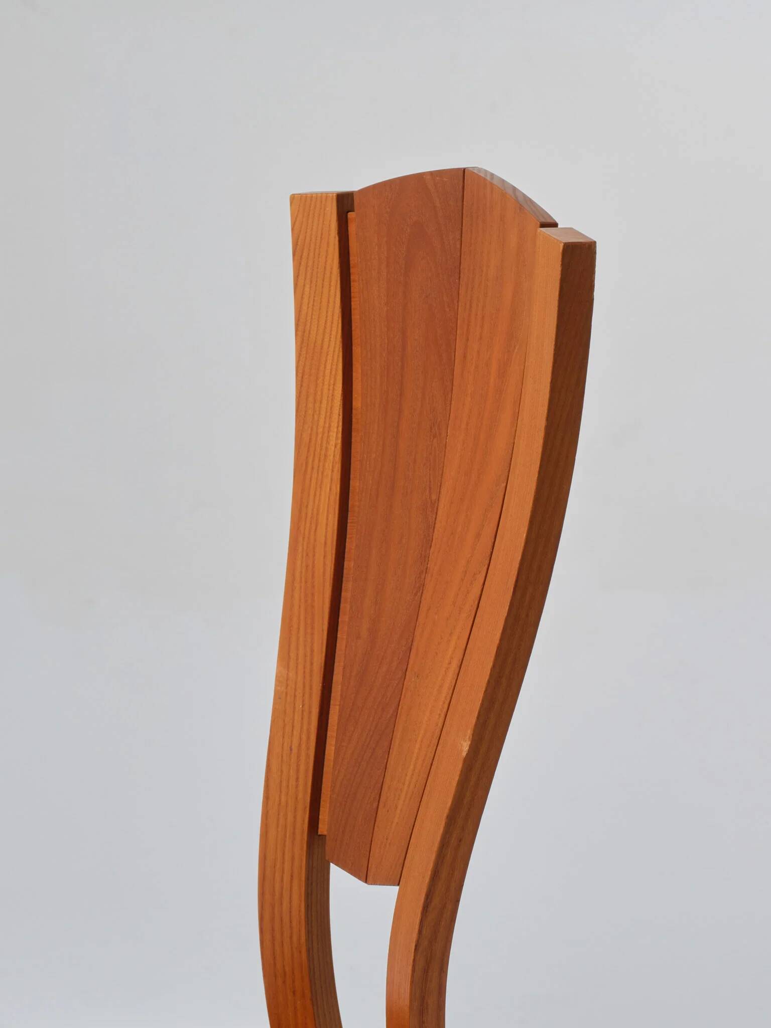 Set of 4 solid elm chairs, Maison Seltz, 1980s