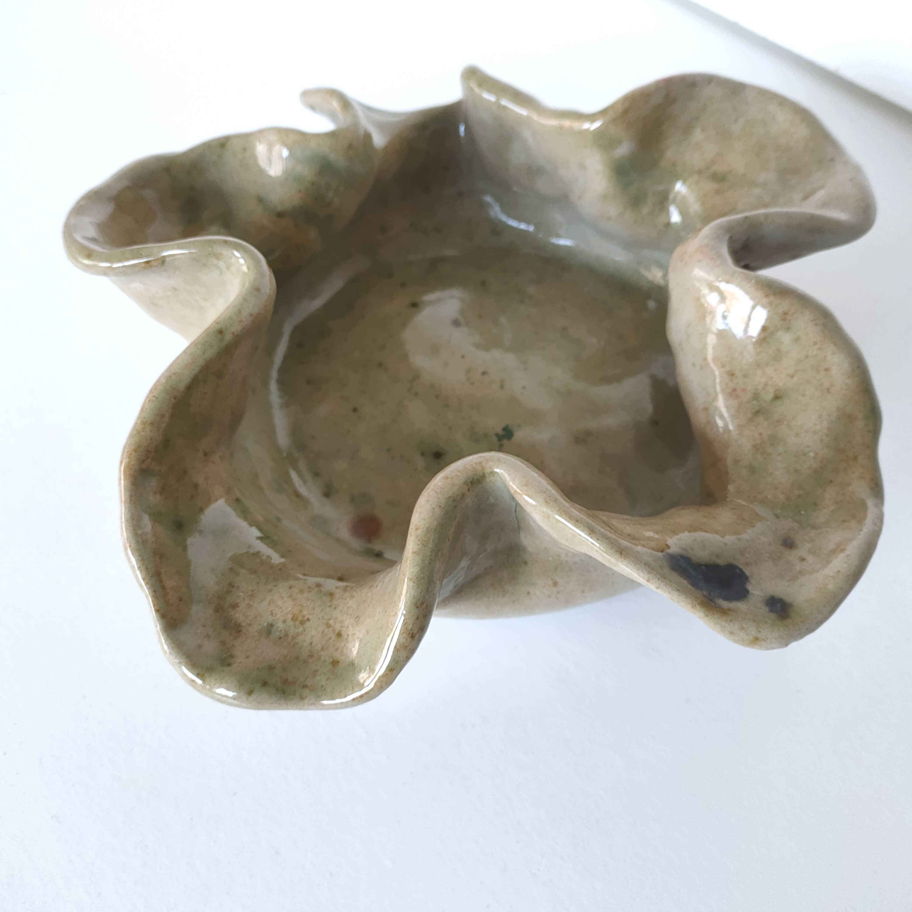 70s sandstone floral cup