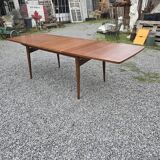 Scandinavian extendable table from the 60s in teak, 250cm L