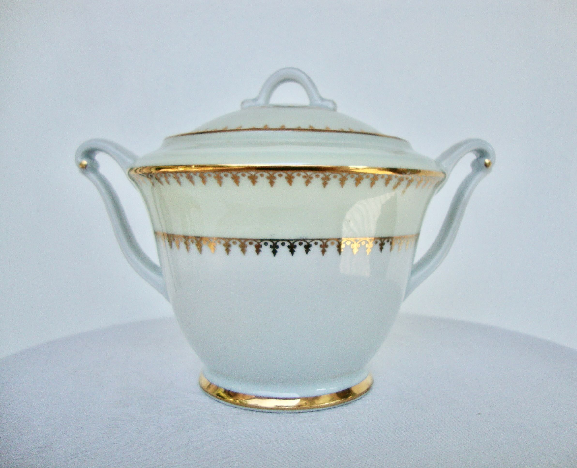 Coffee or porcelain tea service