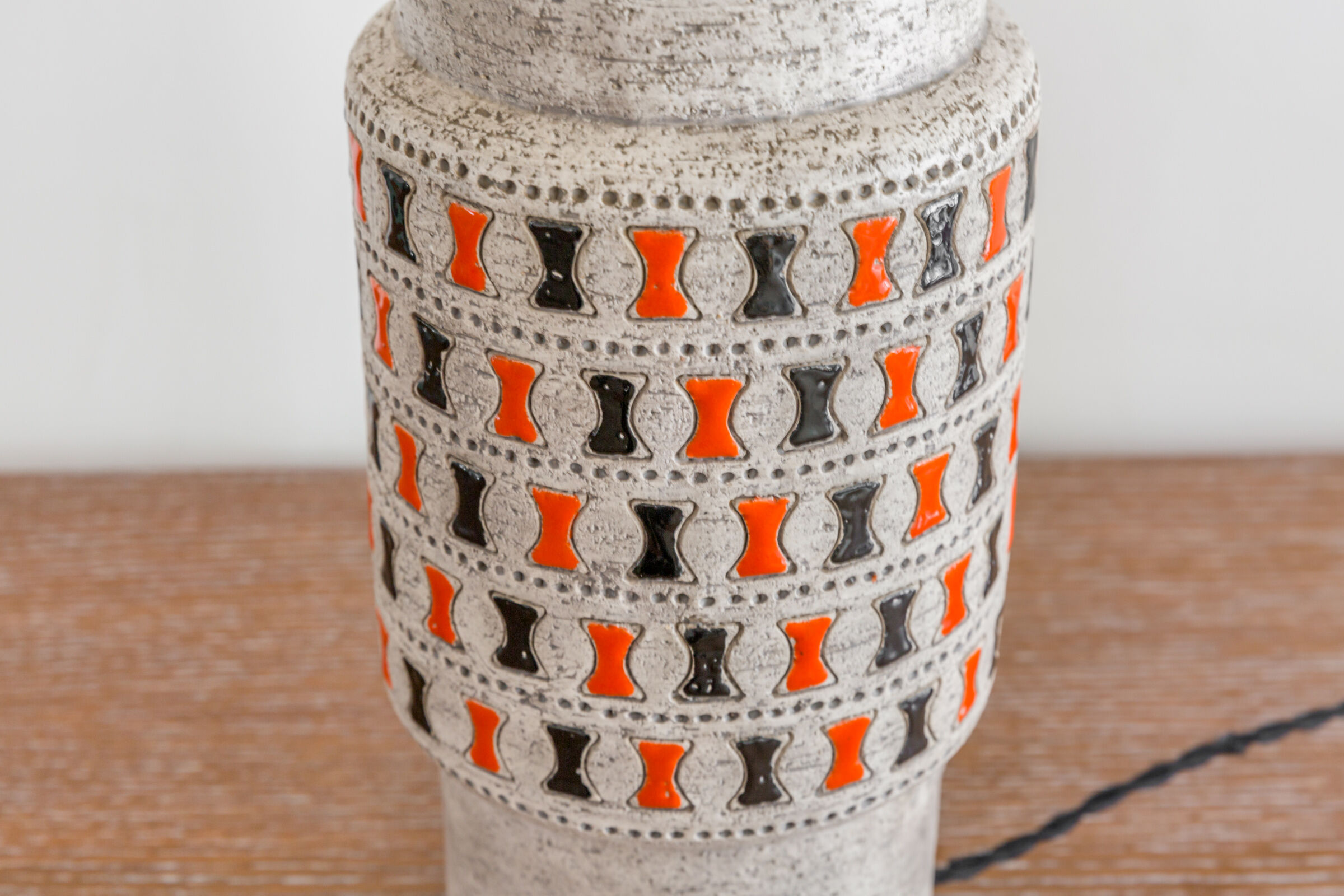 Guido Gambone enamelled ceramic lamp