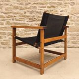 teuil en bois et toile tendue du fabricant Hyllinge Mobler, Danemark