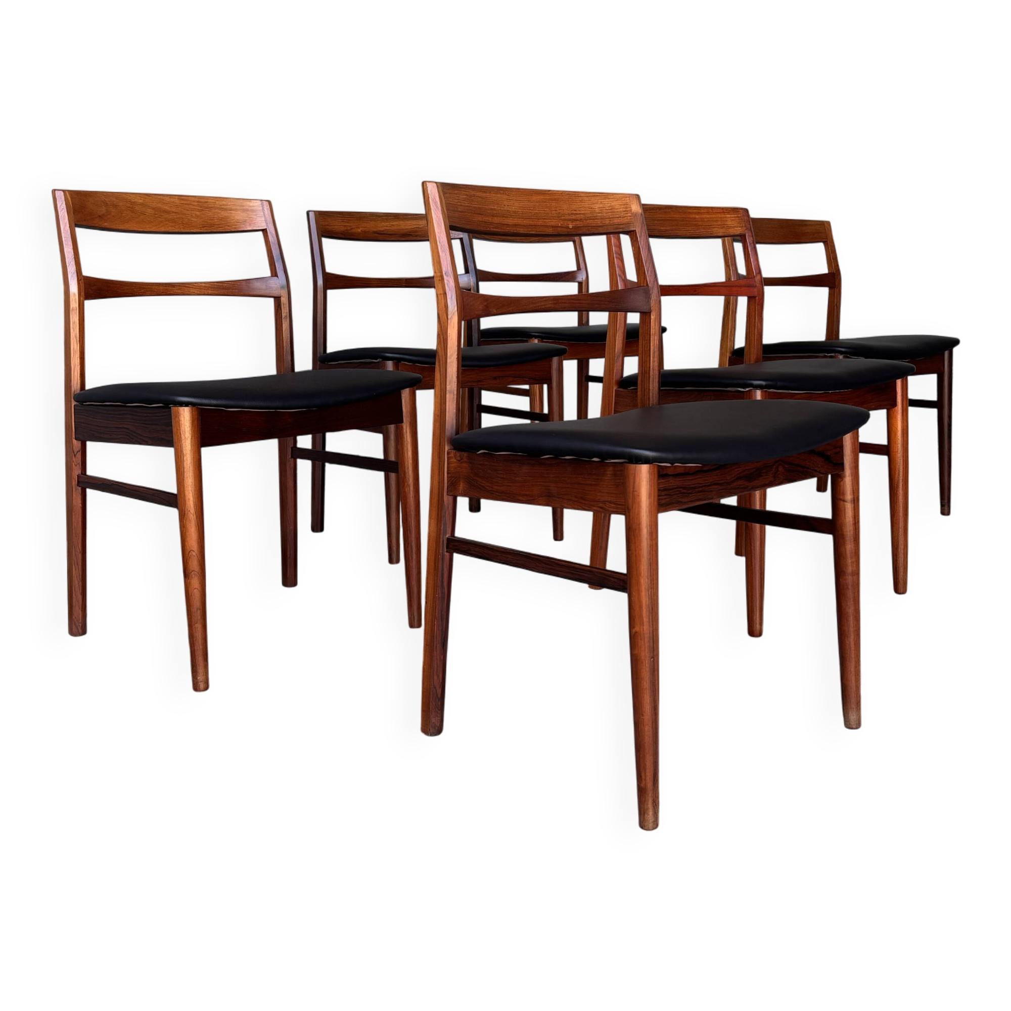Set of 6 Henning Kjaernulf chairs in rosewood.