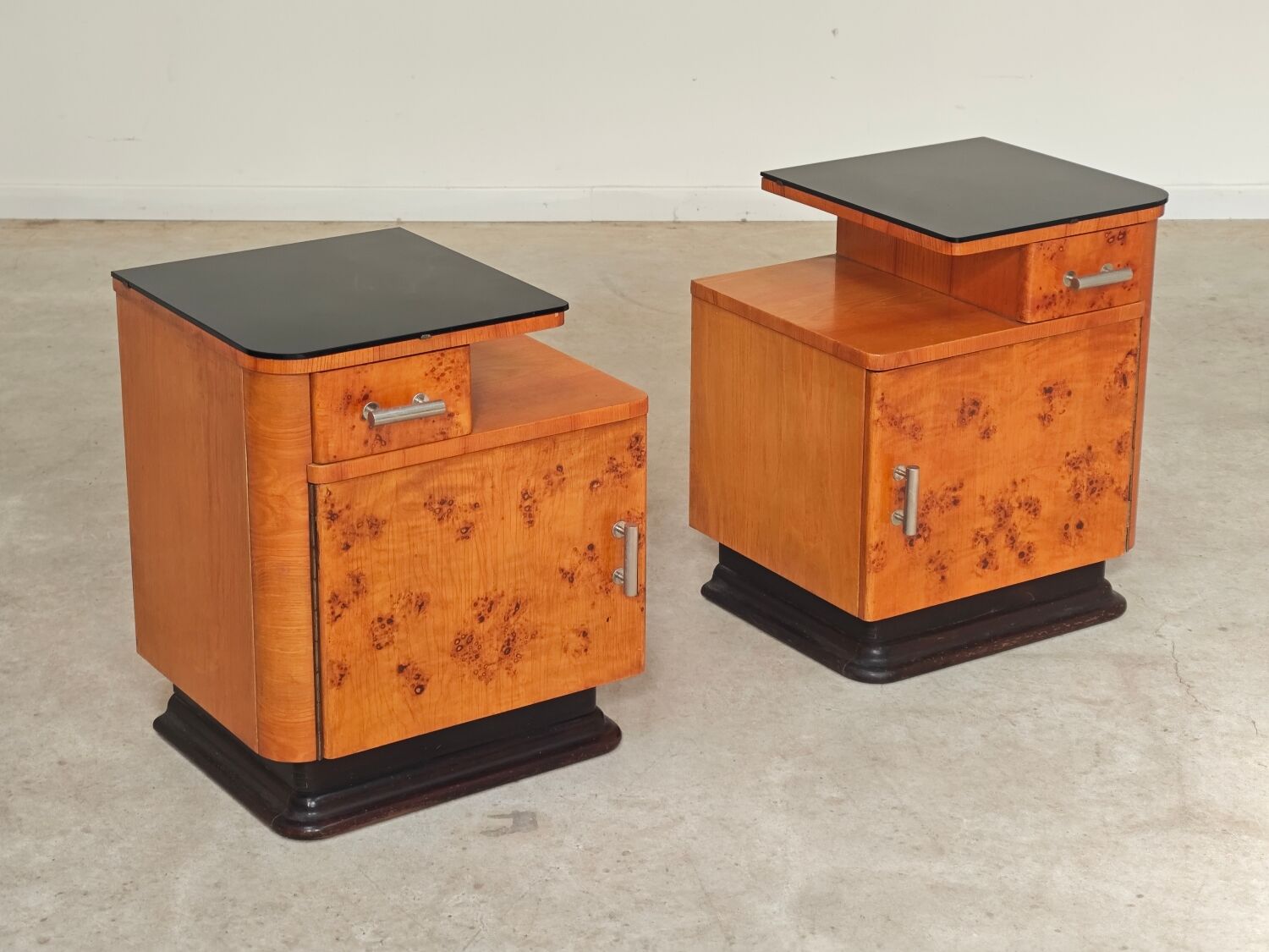 Art Deco bedside table by Jindrich Halabala for Up Zavody