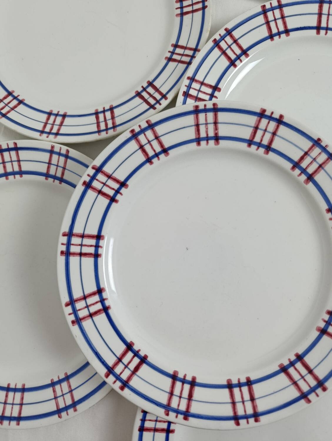 Sarreguemines Poitou plate