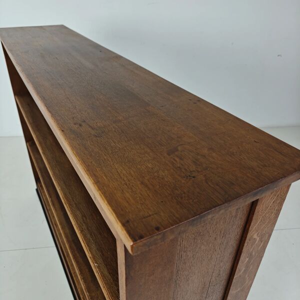 Bibliothèque ouverte en chêne Art Déco École d'Amsterdam – années 1920