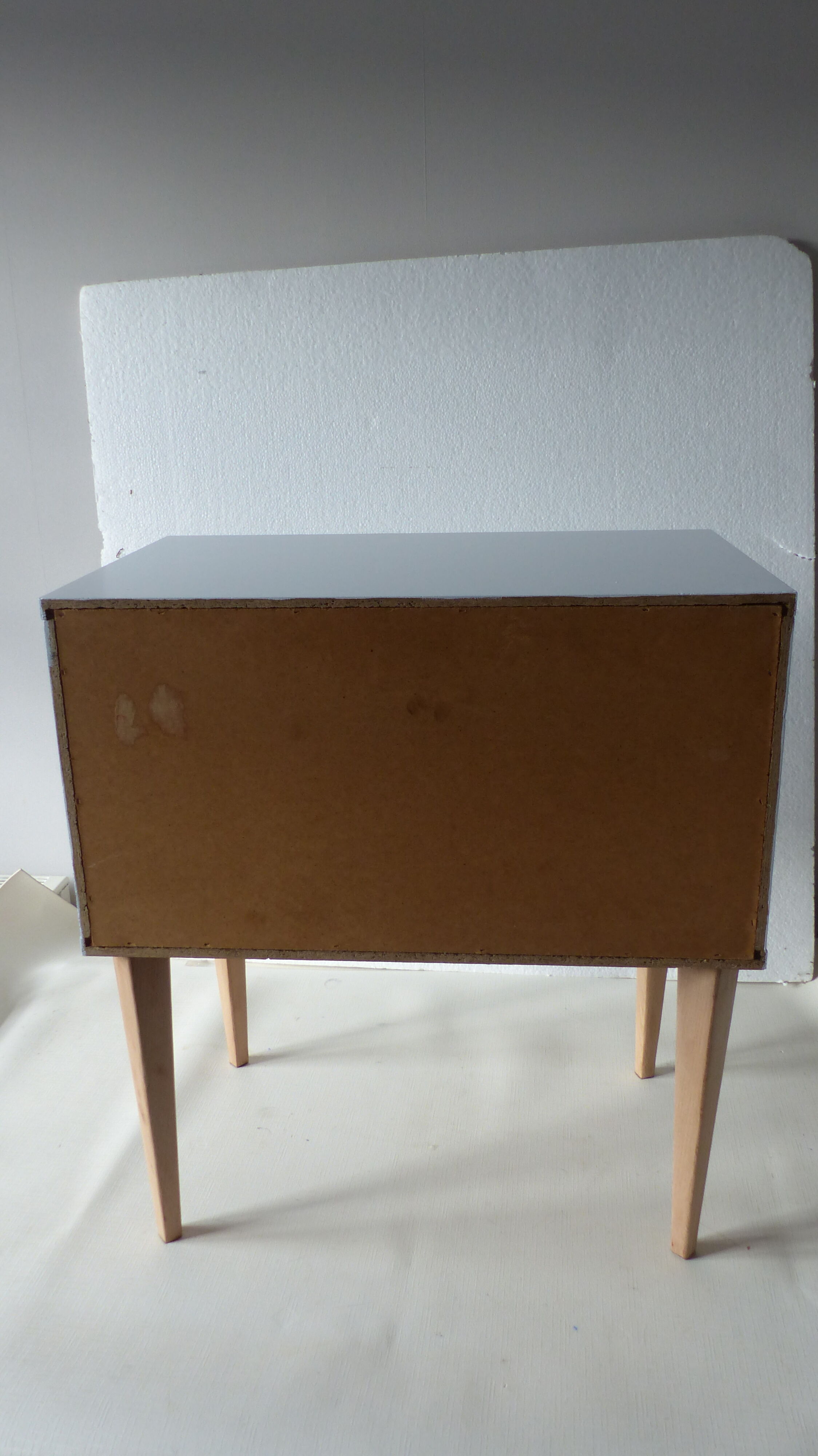 Bedside table