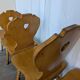 6 chaises de salle à manger vintage en bois décoré d'un cœur