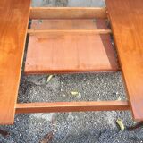 Table tonneau scandinave extensible