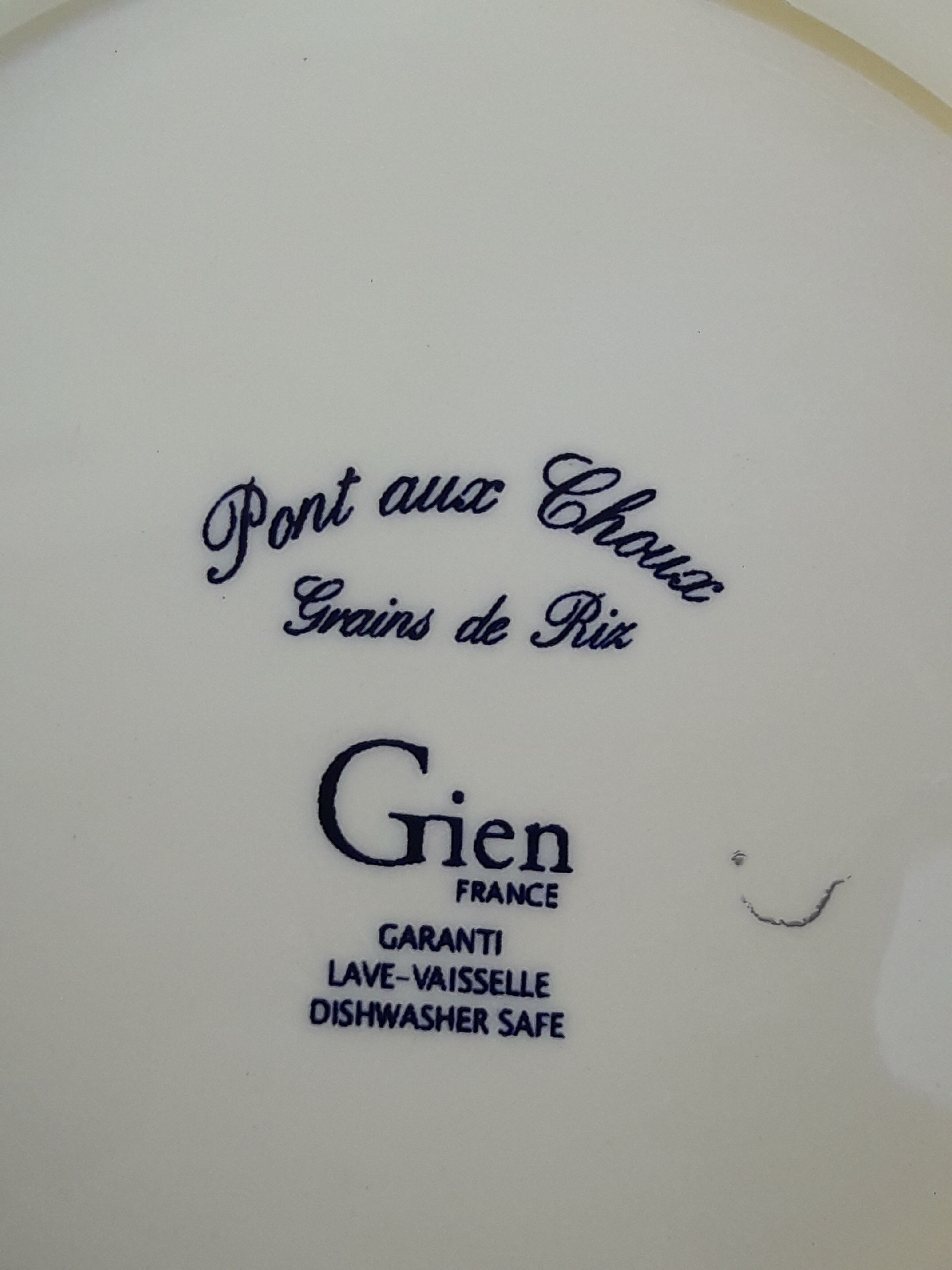 Gien earthenware model bridge cabbage off-white rice grain Diam 21.5 cm