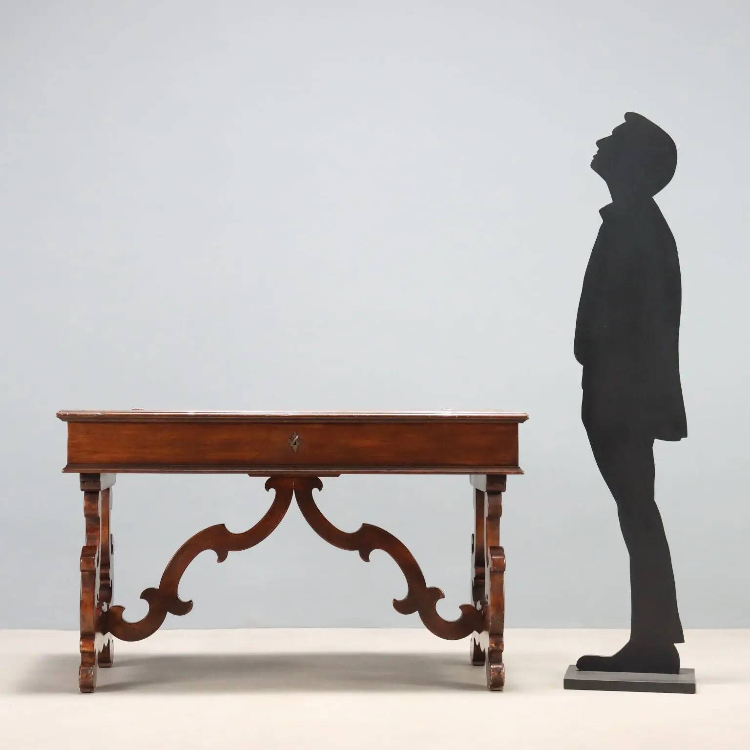Antique Saint-Philippe desk in carved walnut, Italy, 20th century