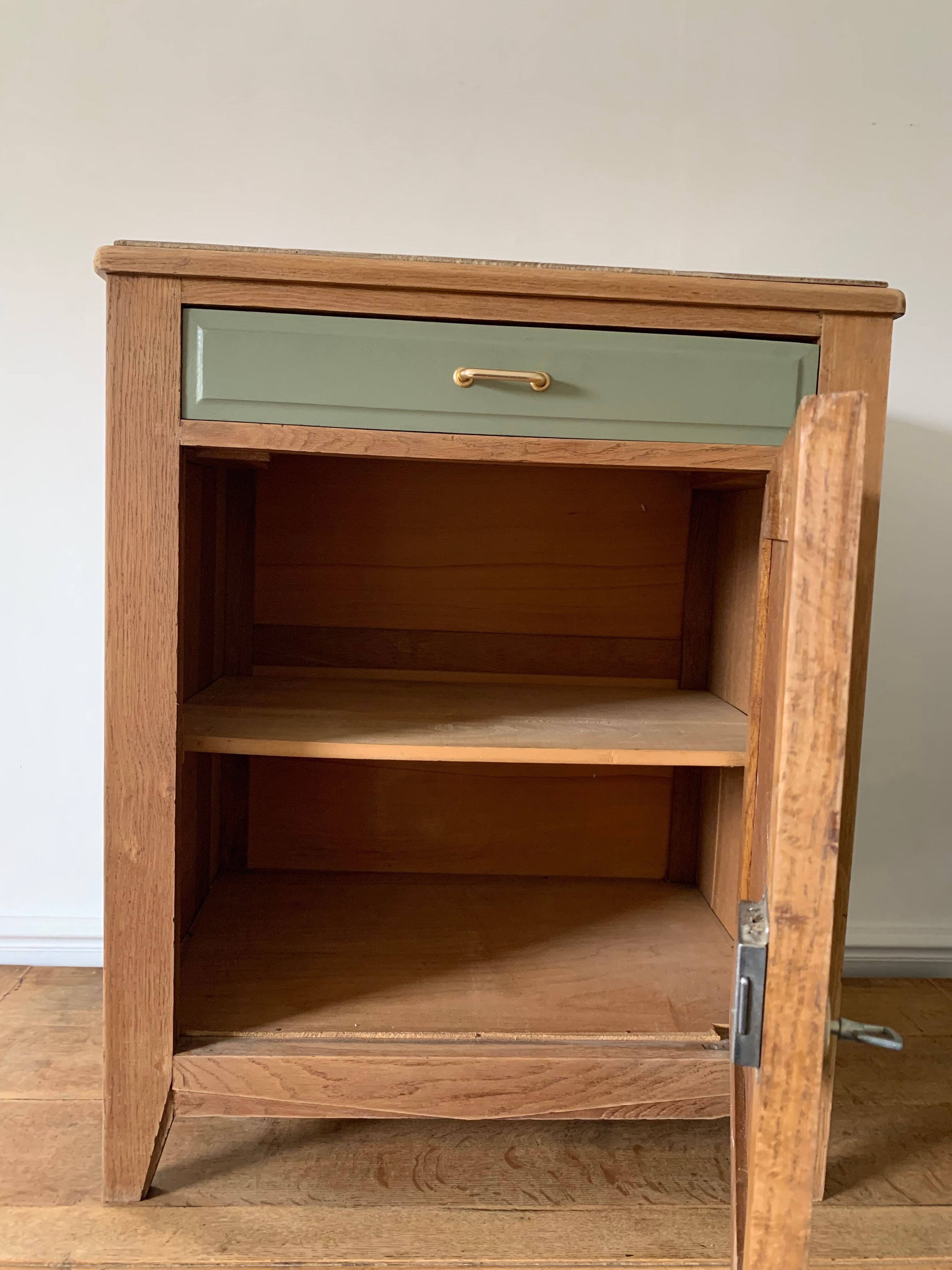 Buffet parisien confiturier vintage