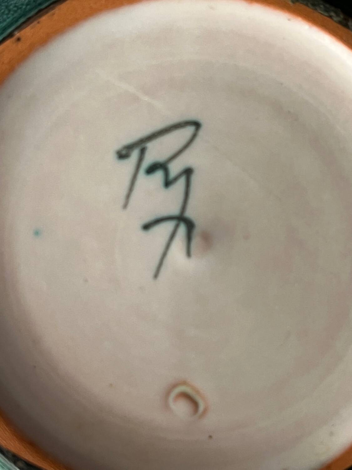 Grande tasse signée Yvon Roy