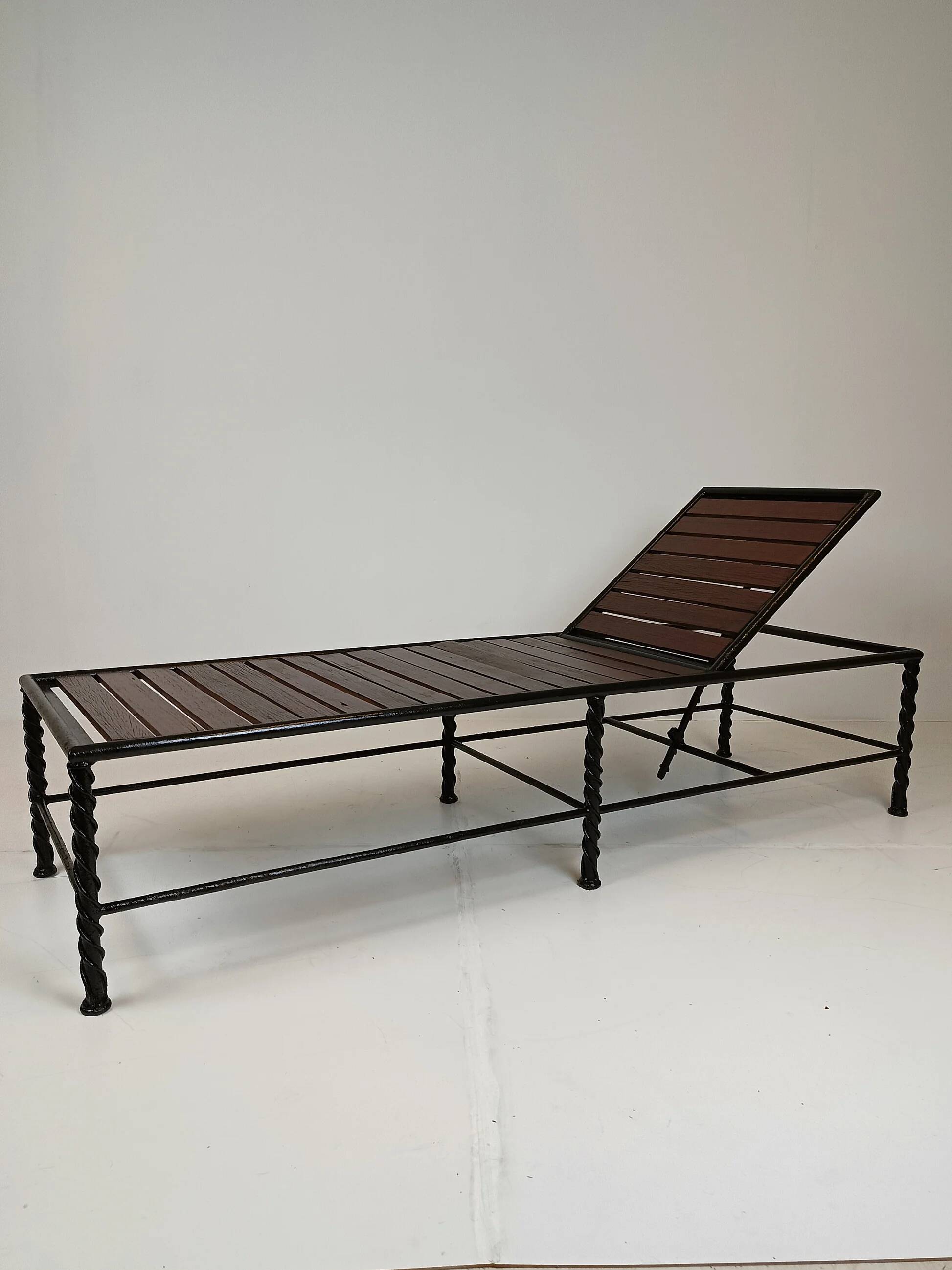 Classic Italian daybed (1)