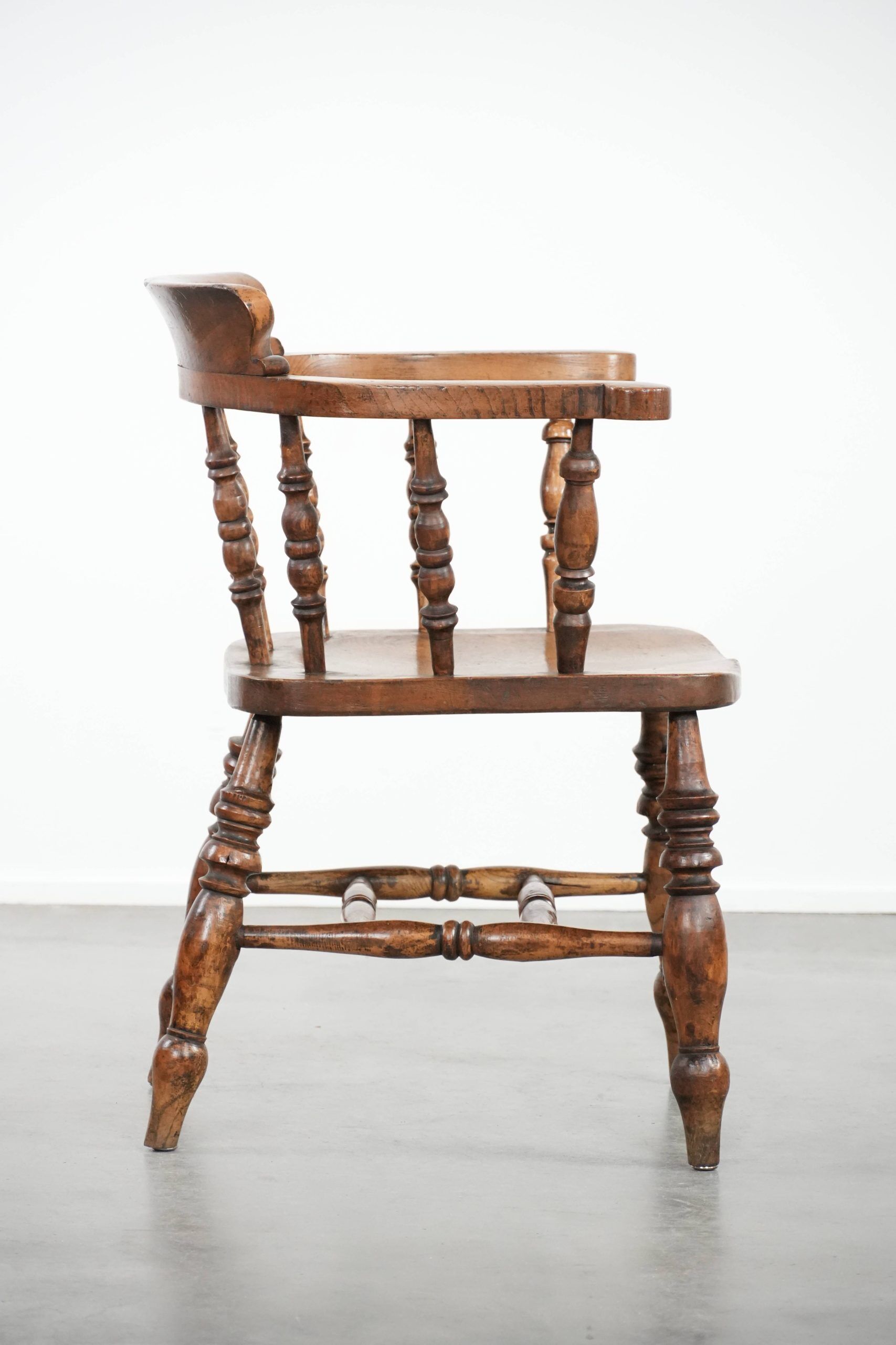 antique English captain's chair/ desk chair from the early 19th century