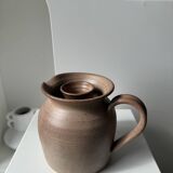 Rosé pitcher with internal compartment in stoneware
