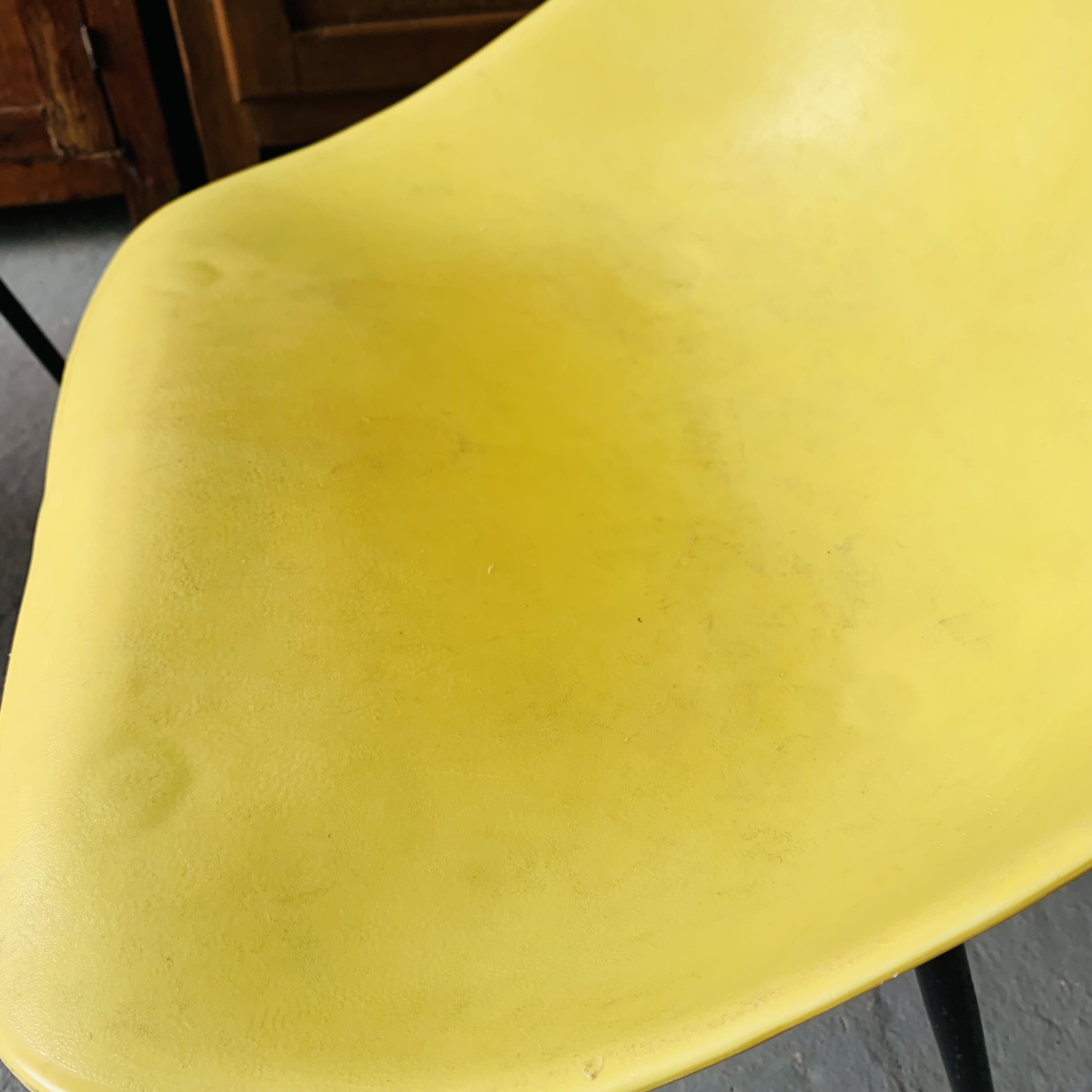 4 chaises dépareillées