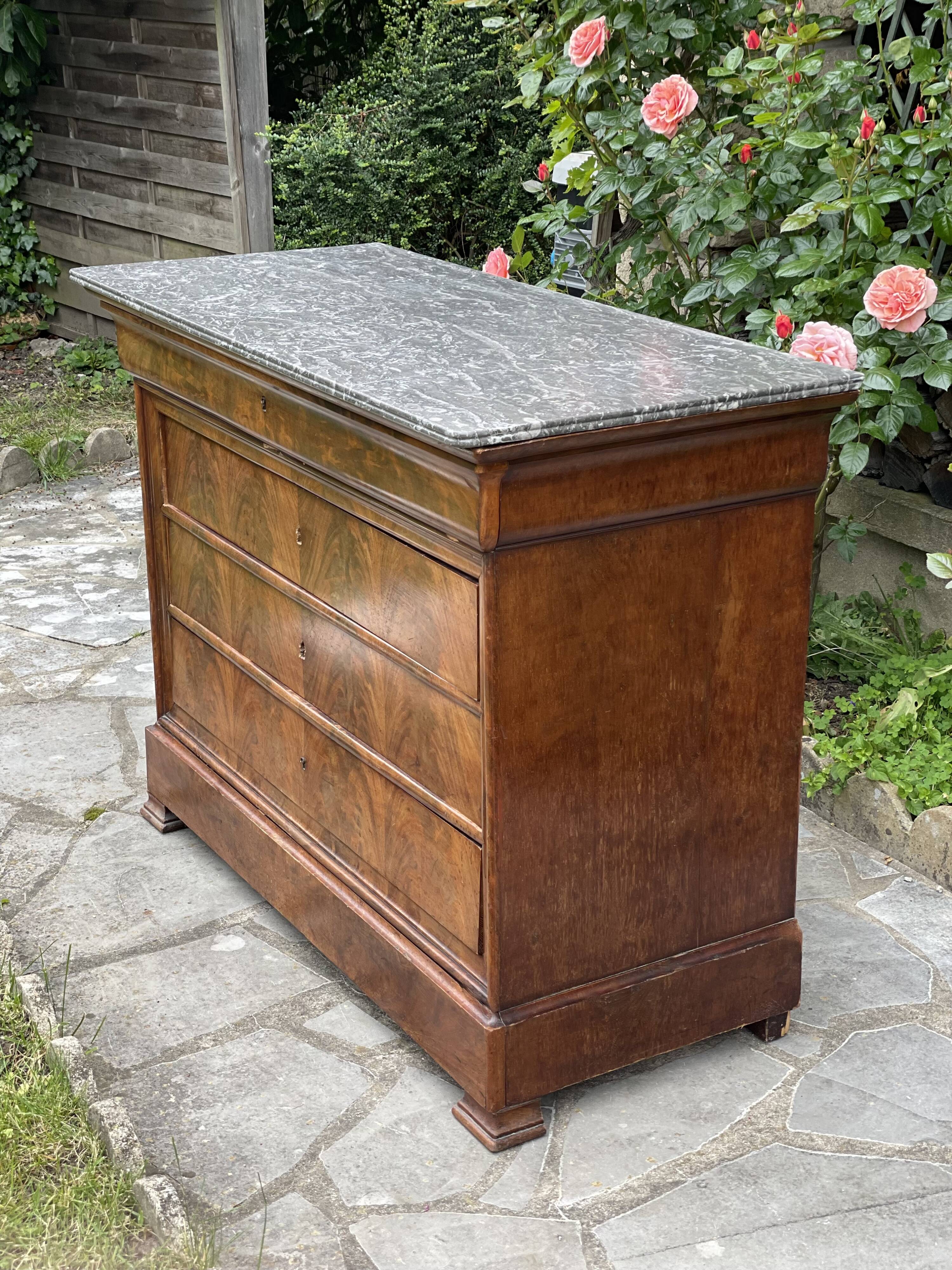 Louis Philippe chest of drawers (rare model)
