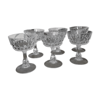 6 coupes à champagne en cristal