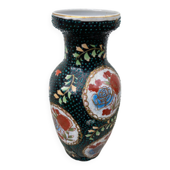 Vase chinois en porceliane noir multicolore à fleurs vintage