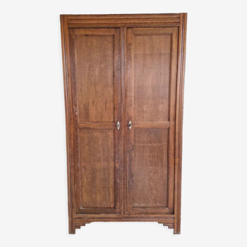 Armoire parisienne