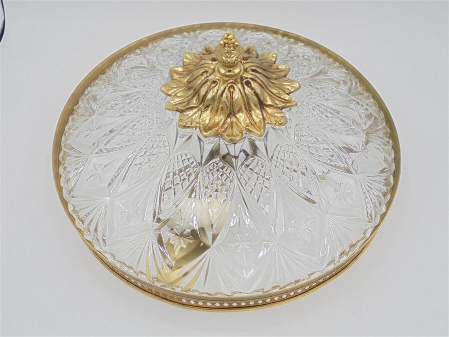 Ceiling lamp in glass and brass