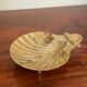 Vide-poches coquille en bronze doré