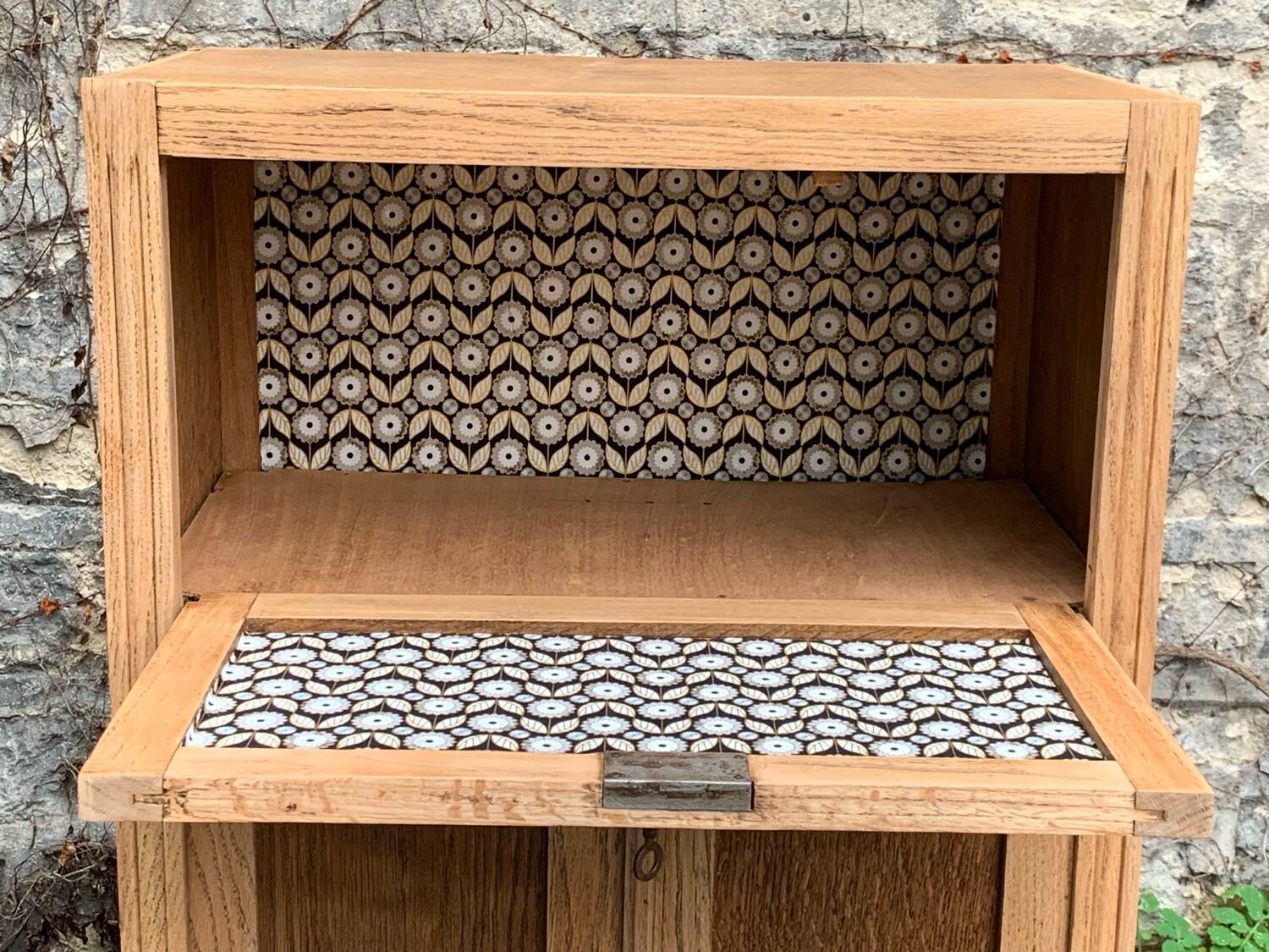 Parisian art deco sideboard in raw oak 1930