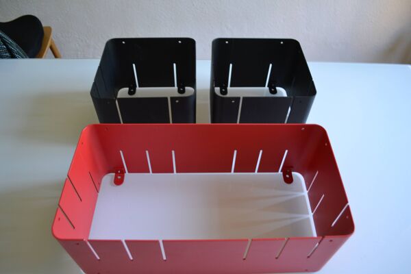 Bibliothèque modulable composée de 3 caissons étagère