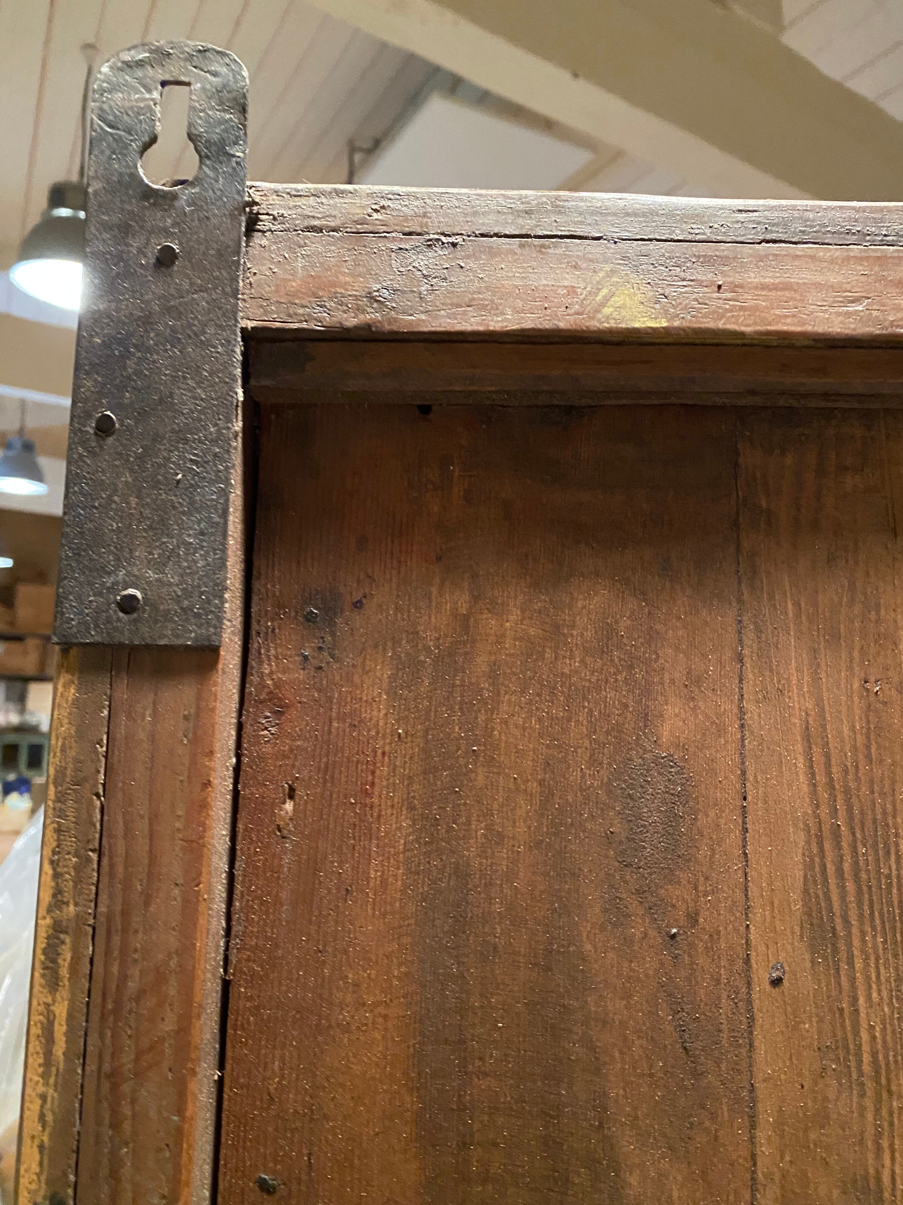 Mirror in blue lacquered wood, 148x102 cm