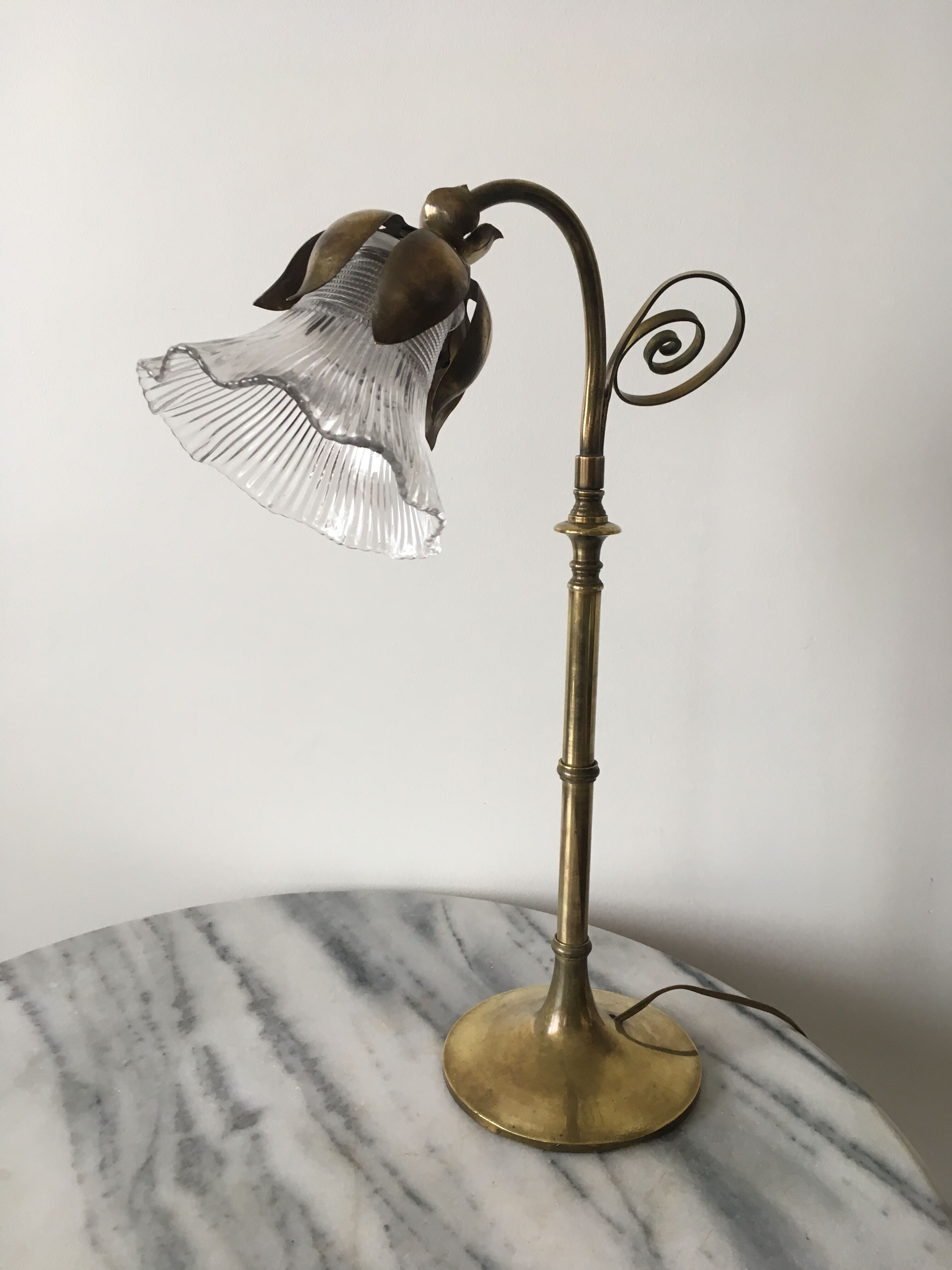 Brass flower lamp