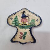 HB Henriot earthenware cup rests tea strainer