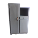 Asymmetrical vintage wardrobe