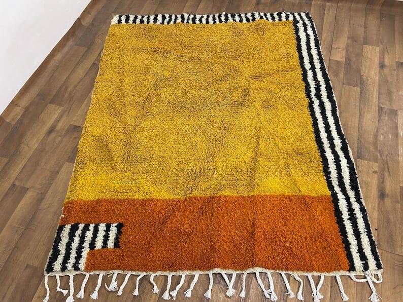 Traditional coloured Beni Ourain Berber rug, size 140 x 260 cm.