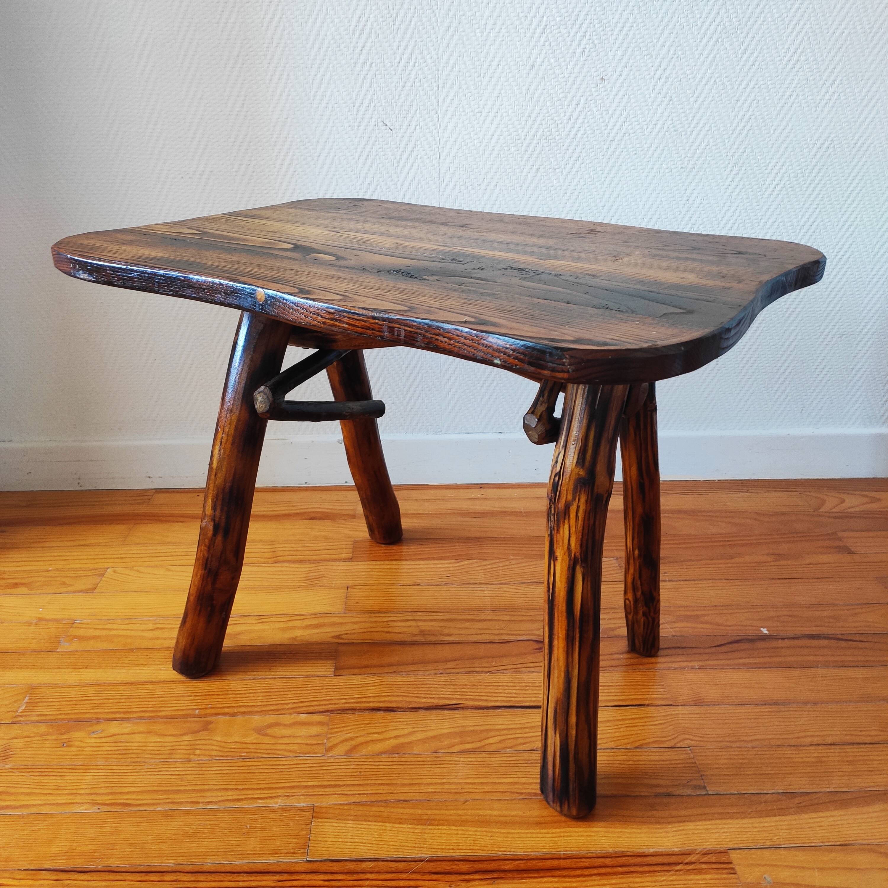 Brutalist popular art coffee table, solid wood, 1950.