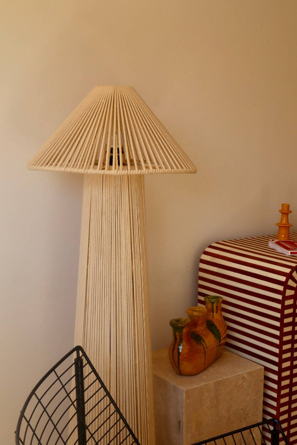 Off-white cotton hat floor lamp