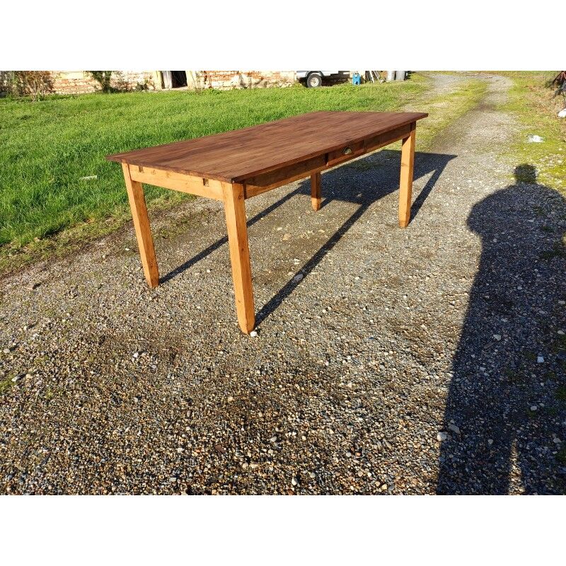 Country farmhouse table in pine