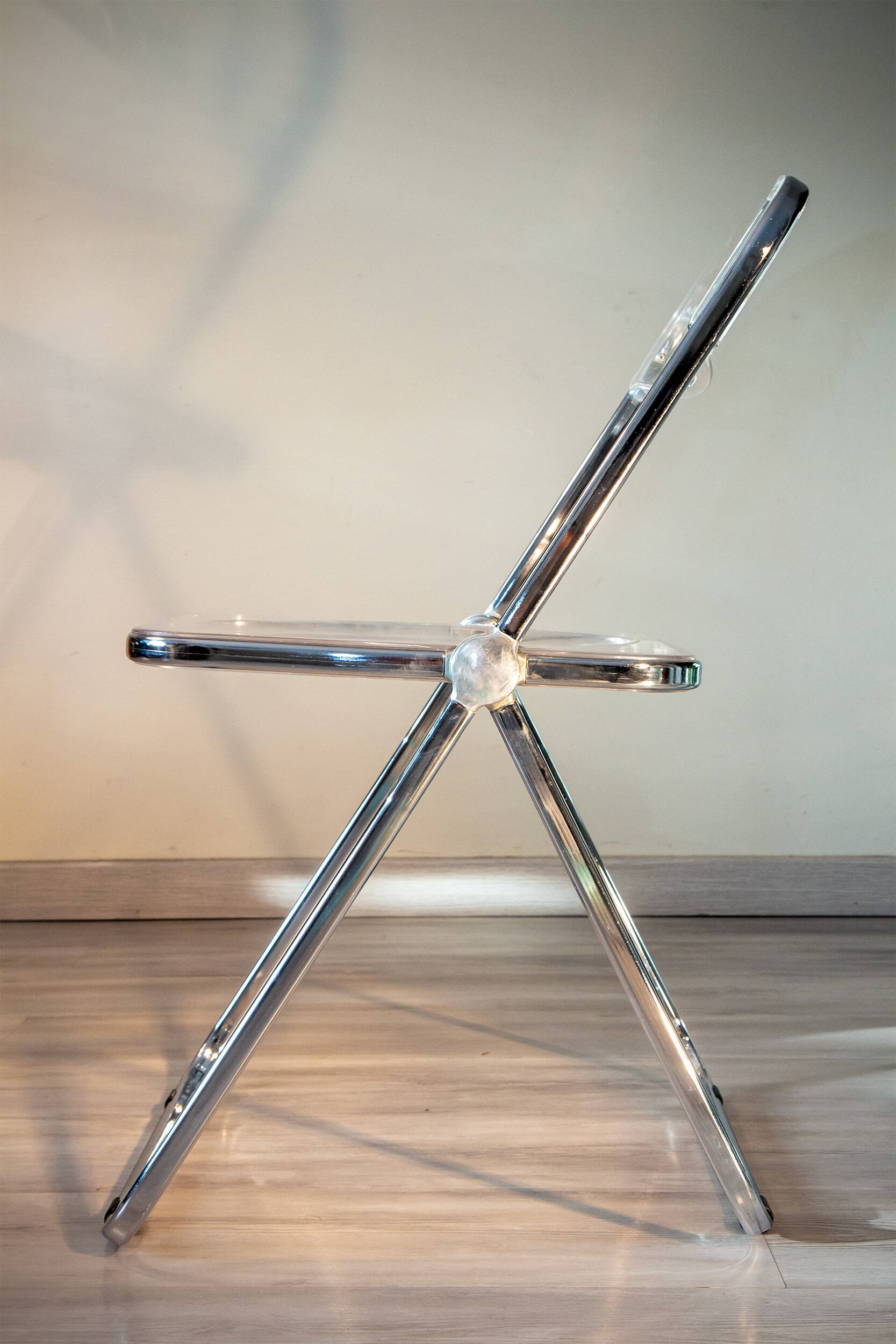 Chaise plia de Giancarlo Piretti éditée par Anonima Castelli 1970