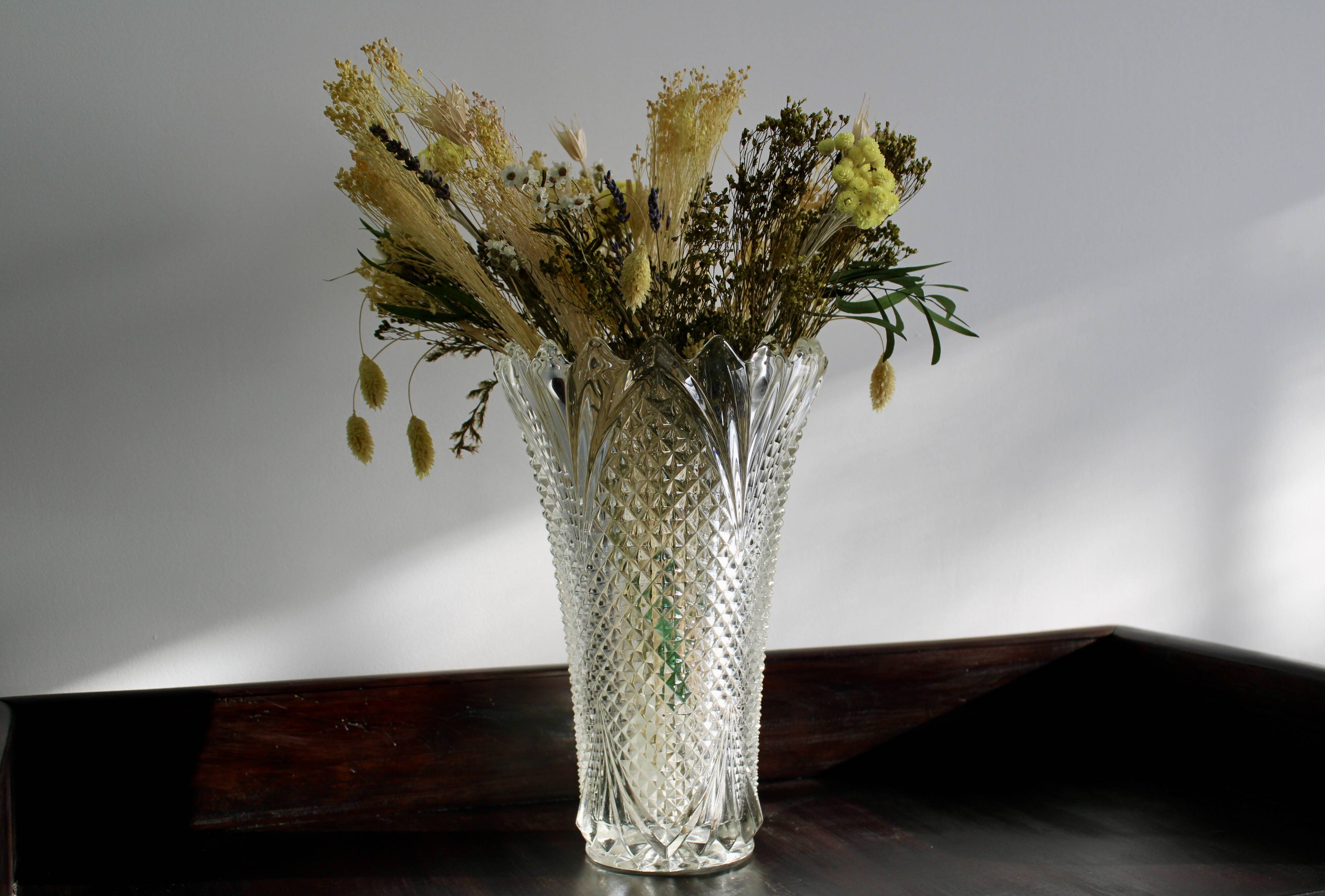 Crystal vase size - Diamond point pattern