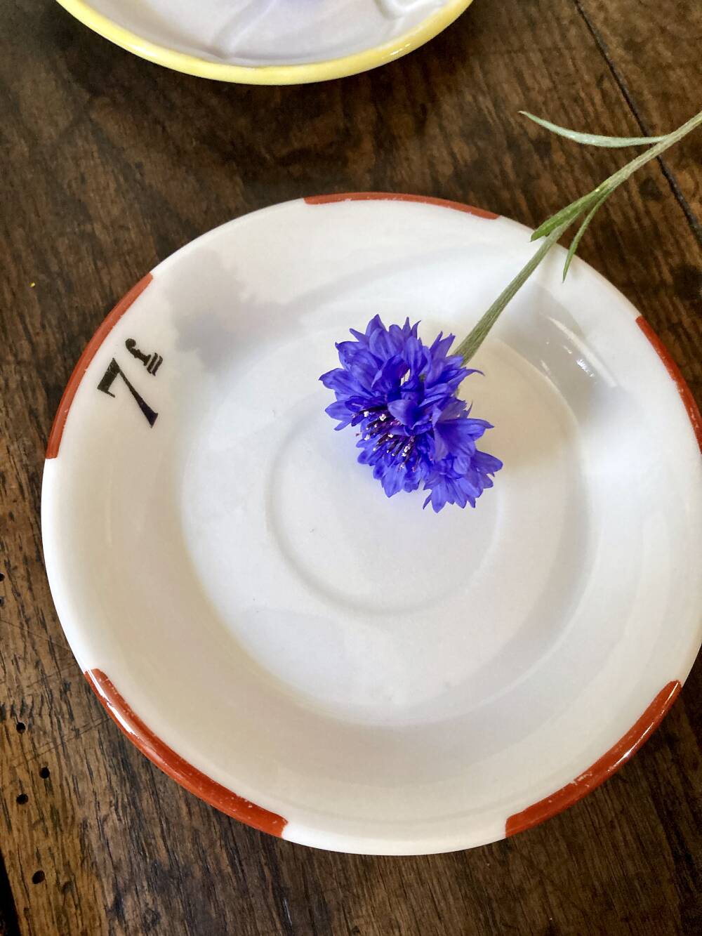 Coupelles de bistrot en porcelaine, Début XXe siècle