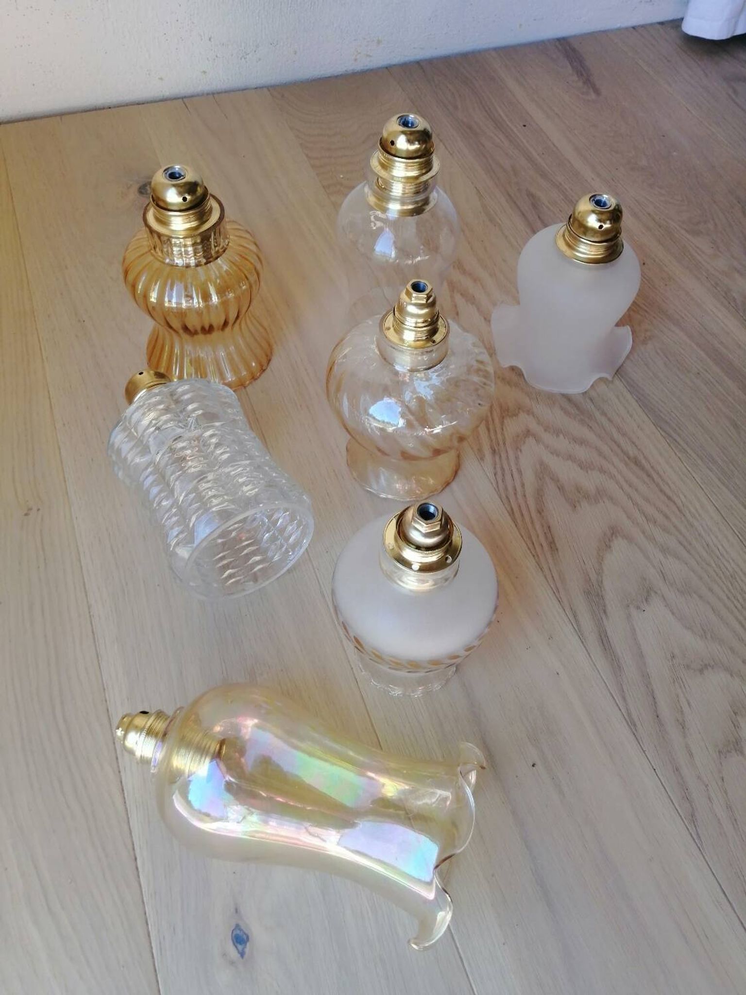 Lot de 7 suspensions globes vintage en verre