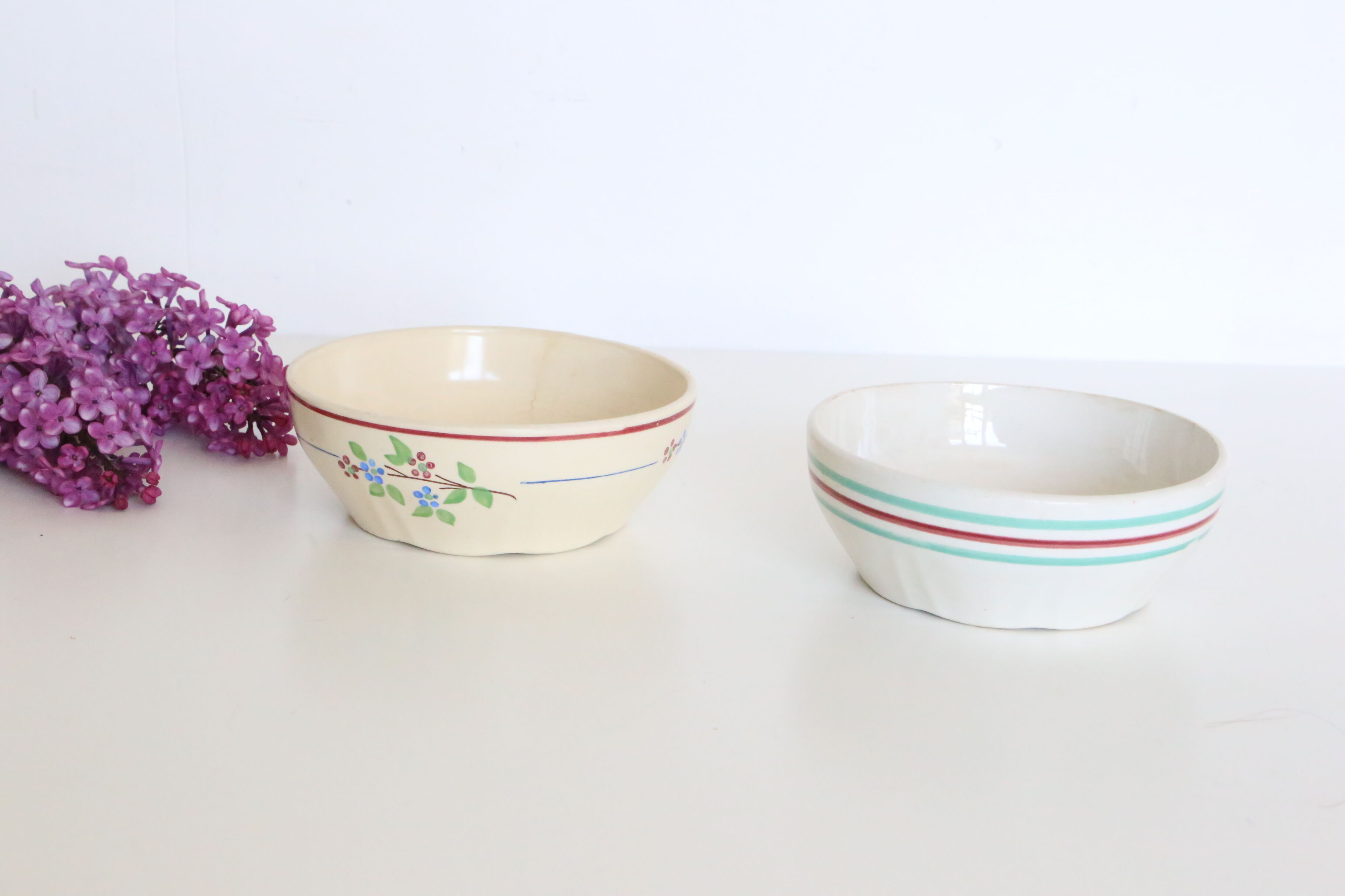 Set of two sets of presentations