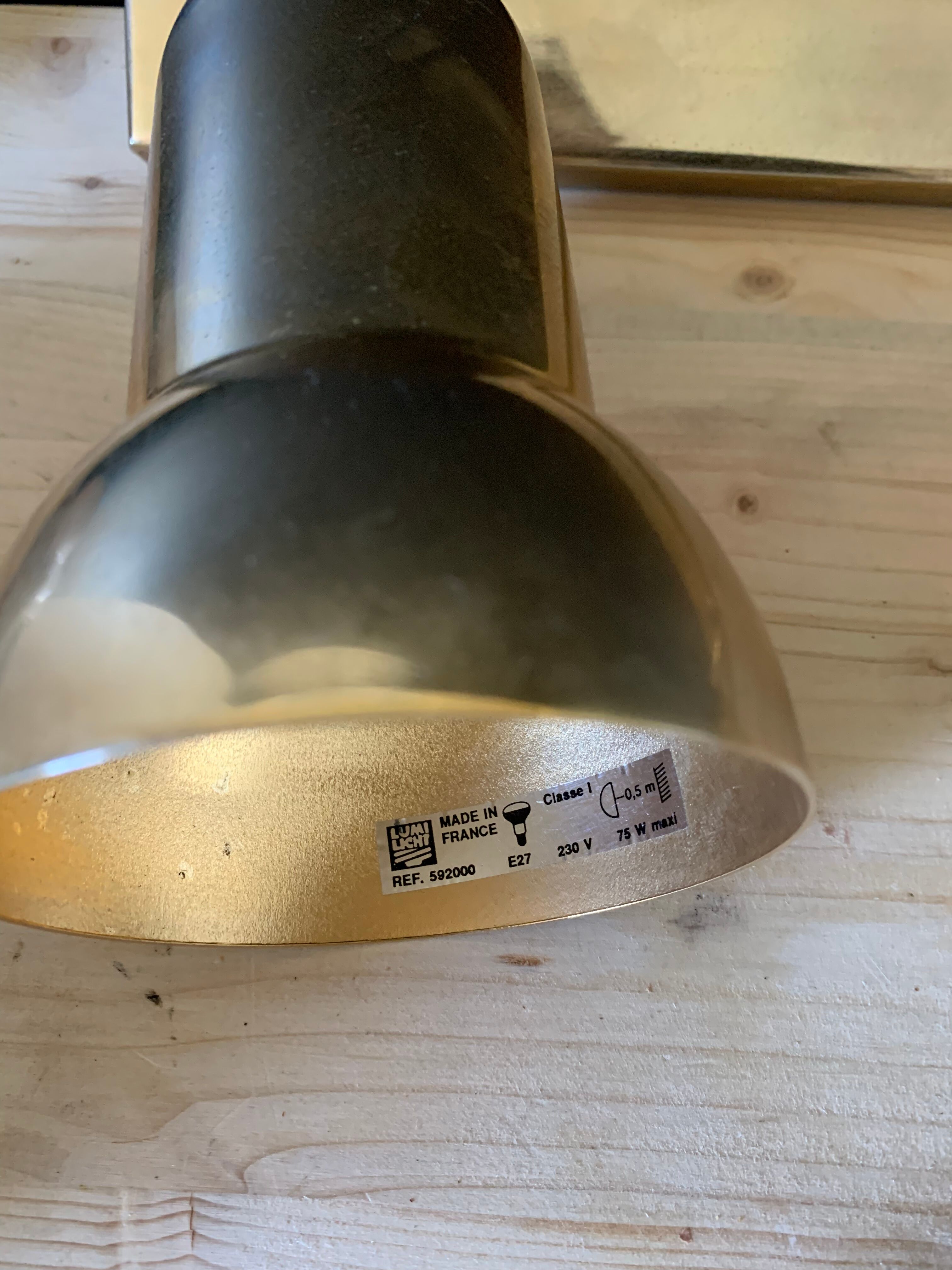 Wall lamp golden spots