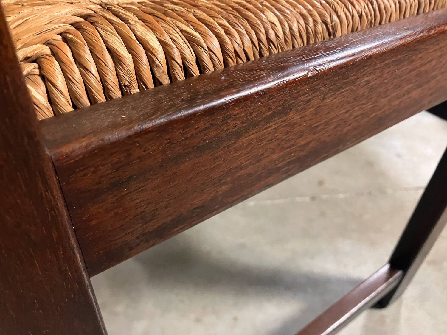 6 wooden vintage chairs dark wood rush