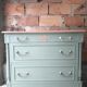 Commode redécorée couleur vert